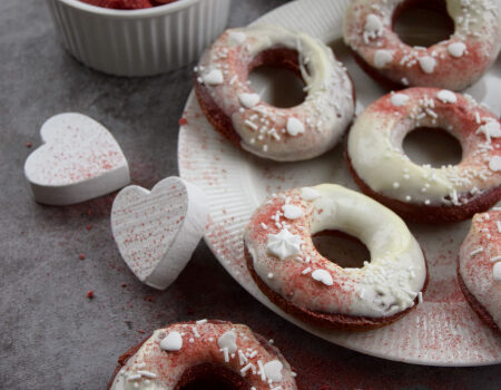 Pieczone donuty Red Velvet